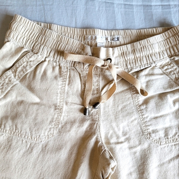 Dynamite Pants - XS Dynamite Flared Linen Pants. EUC